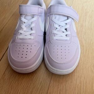 Nike Court Low Borough Kids Light Purple Sneakers - Never worn